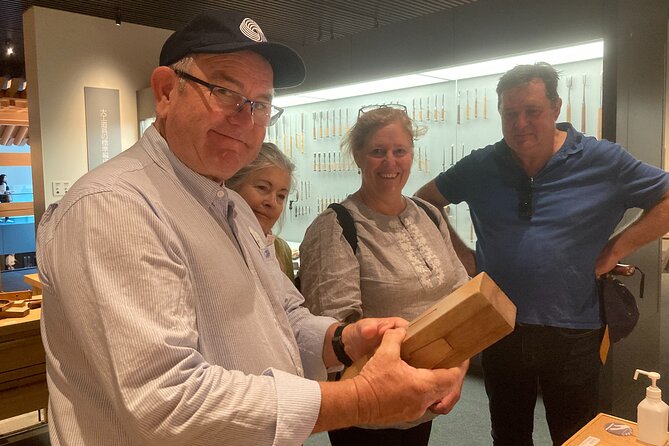 1-Day Kobe Highlights Tour including Sake Tasting - Sake Tasting at Hakutsuru Brewery Museum
