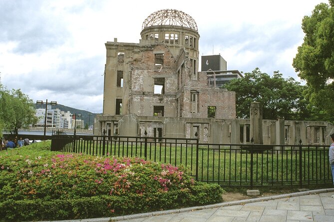 1-Day Private Sightseeing Tour in Hiroshima and Miyajima Island - How the private format affects the value