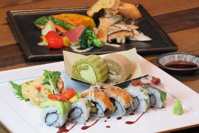 1-Day Snow Monkeys, Zenko-ji Temple & Sake in Nagano - Lunch near the monkey park is more than a refueling stop