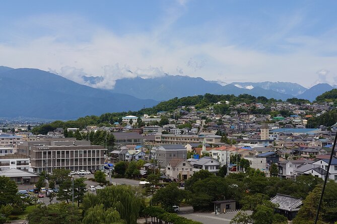 1 Day Tour From Nagano to Matsumoto Castle and Narai-Juku - The Long Wooden Street Of Narai-juku
