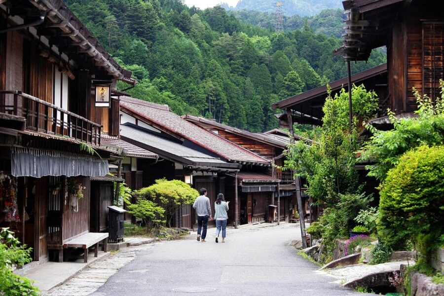 1-Day Tour from Nagoya: Hiking the Historic Nakasendo Trail - The two-hour ride into the Kiso Valley