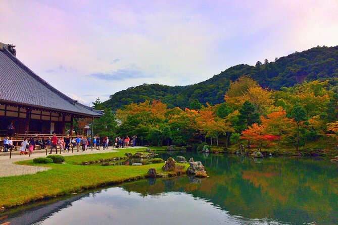10 Must-see Spots in Kyoto One Day Private Tour (up to 7 people) - Yasakanoto and the final walk through Gion
