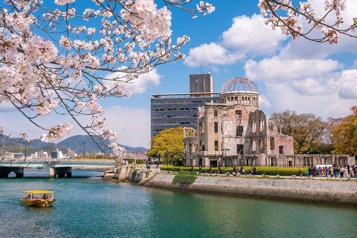 12 Day Best of Japan the Golden Route by Tourist Journey Review - Kanazawa and Shirakawa-go bring a different Japan
