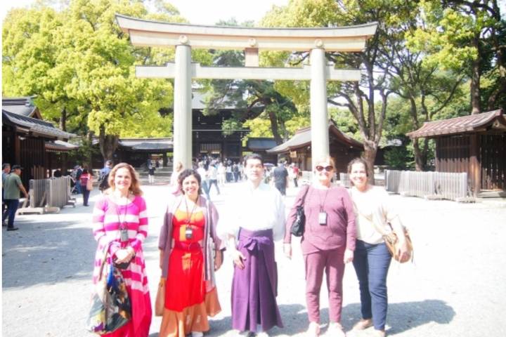 13 Days Iconic Japan Tour (private guide & driver) by UME Travel Review - Mount Fuji, thatched cottages and clear spring water