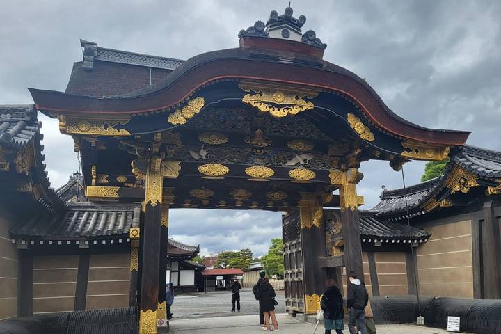 15 Days Japan Autumn Castles Expedition by UME Travel - Tokyo to Osaka Review - Osaka leaves room for your own plans