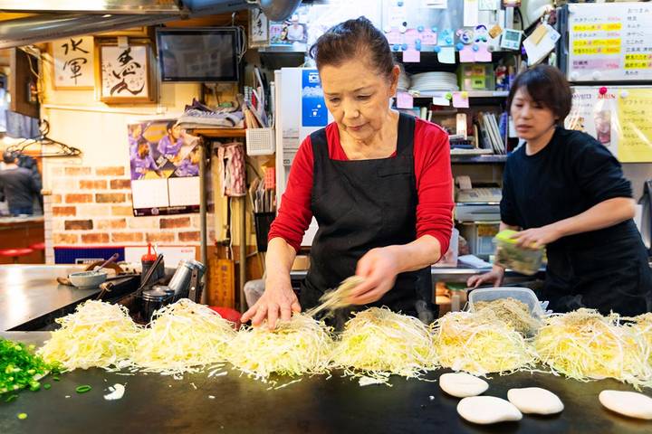 18 to 35s Essential Japan by Intrepid Travel - 10-Day Tour Review - Who should book this Japan route?