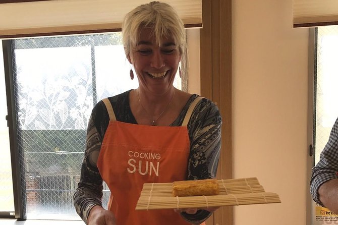 3-Hour Small-Group Sushi Making Class in Tokyo - A quiet Shinanomachi start at 1:30 pm