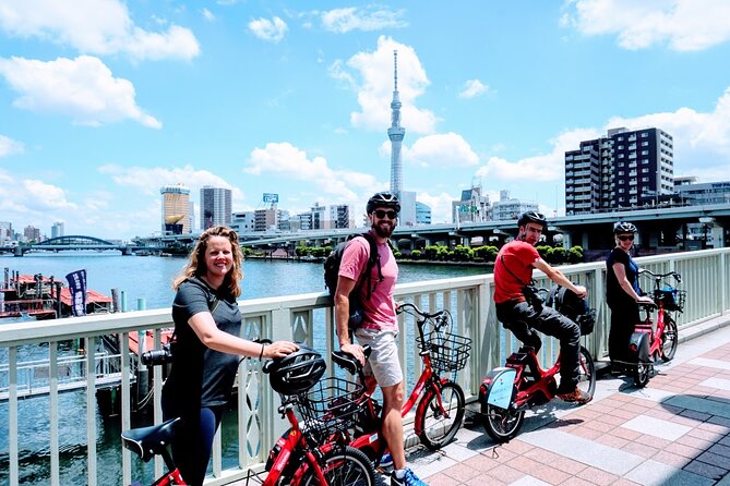 3h Tokyo E-Bike Tour: Hidden Gems, and Local Life with guide - Ginza and Tsukiji: From Luxury Streets to Food Shops