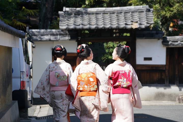 7-Day Best Japan Mini Group Tour with 3/4 Stars Hotels by Agate Travel Review - Day 5: Fushimi Inari and Nara’s deer park