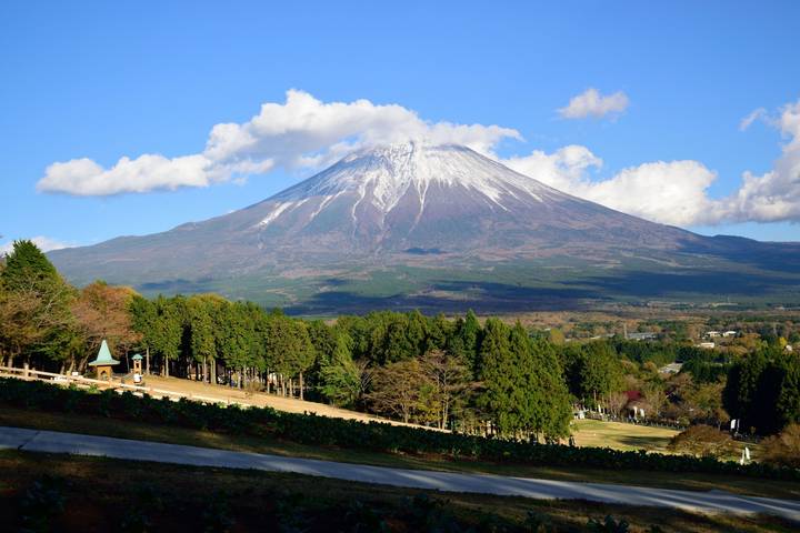7-Day Japan Delight: Tokyo, Mt. Fuji, Kyoto by Intertrips Review - Day 3: Hakone’s ropeway and Lake Ashi