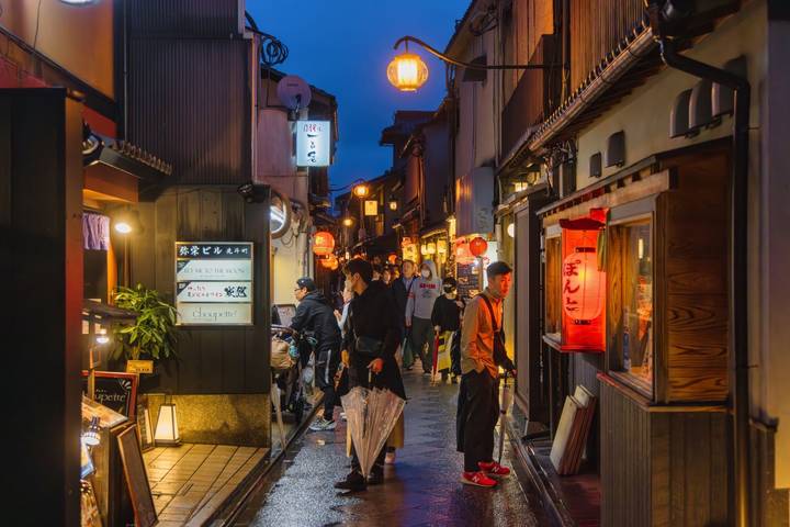 8 Day Japan on a Budget Small Group Tour Package by Tourist Journey Review - Day 6: Kyoto’s famous sights, then Nara’s Great Buddha