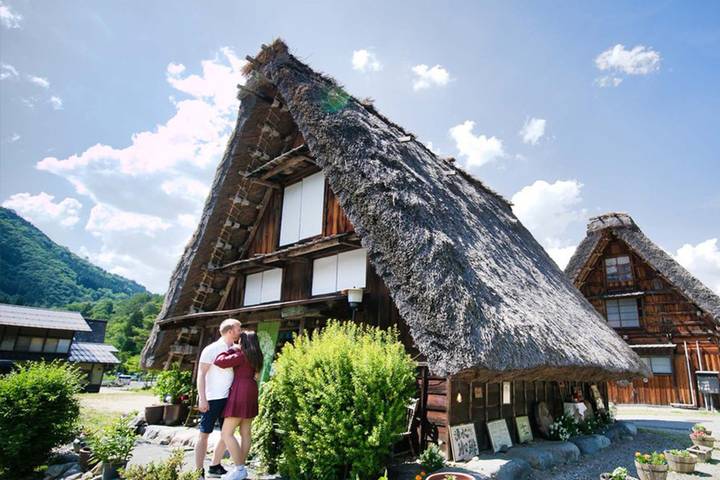 9 Days All Inclusive Japan Classics (Private German Guide and Driver) by UME Travel - Kanazawa’s garden, samurai quarter and teahouses
