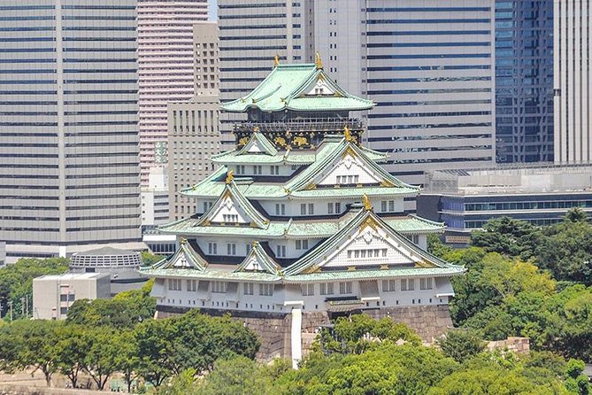 A Tour to Explore the Symbol of Osaka: Osaka Castle - Walking, Meeting Points, and Weather