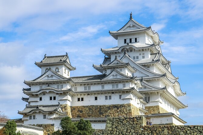 A Tour to Visit Himeji's Popular Destinations in a day! - Otemae Street turns the approach into part of the visit
