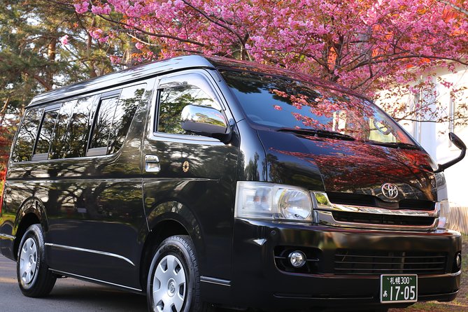 [Airport Transfer] Smoothly move between Sapporo and New Chitose Airport with a private car! one way - The Ride to Sapporo With Heavy Bags
