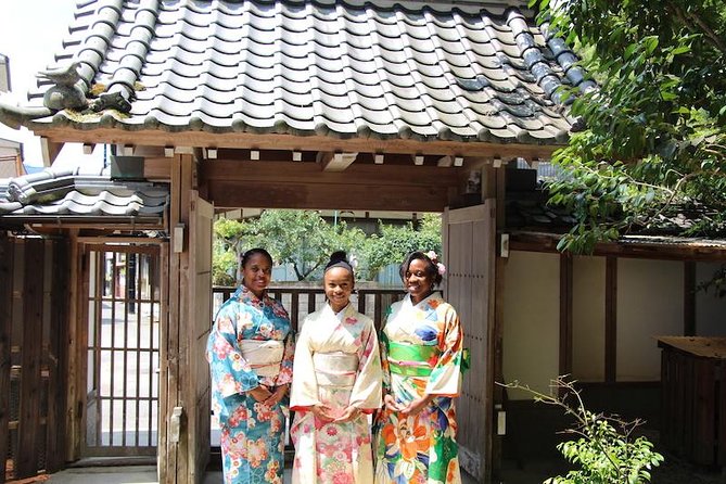 An Amazing set of Cultural experience: Kimono, Tea Ceremony and Calligraphy - Trying Japanese calligraphy with your own hands