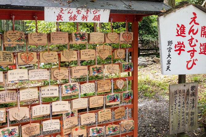 Arashiyama Hidden Gems: Walking Tour escaping crowds - Seiryoji Temple and an old Buddhist image