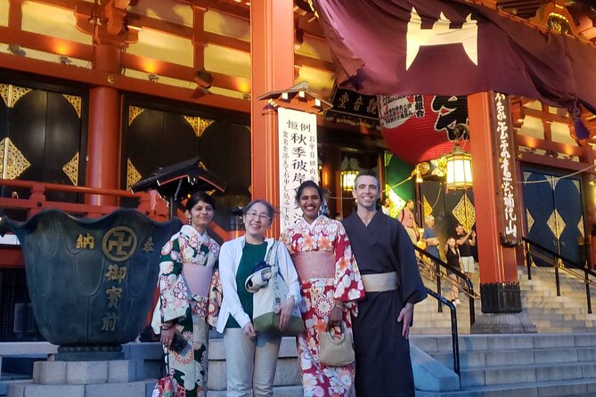 Asakusa: 1400-year history exploration - Forty-five minutes inside Sensoji Temple