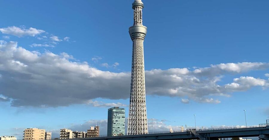 Asakusa: Tokyo Skytree Exploration and History Tour - Kaminarimon and the first lesson in Asakusa