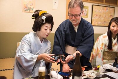 Authentic Geisha Performance with Dinner in Tokyo