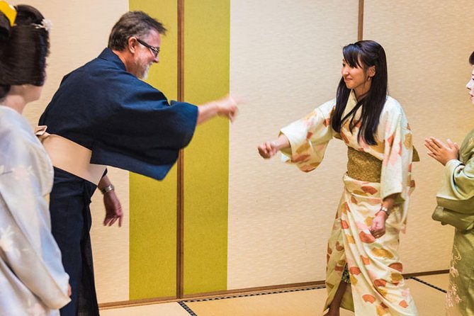 Authentic Geisha Performance with Dinner in Tokyo - Who should book this evening?