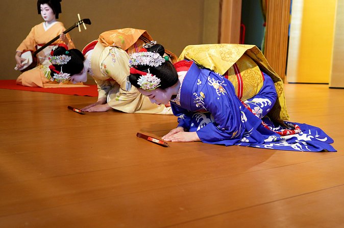 Authentic Maiko Experience&Kyoto Dinner (Free drink) at Noh Stage - How the two-hour schedule feels