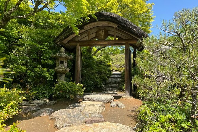 Bamboo Grove Temple and Garden Views Tour - The uphill walk to Iwatayama Monkey Park