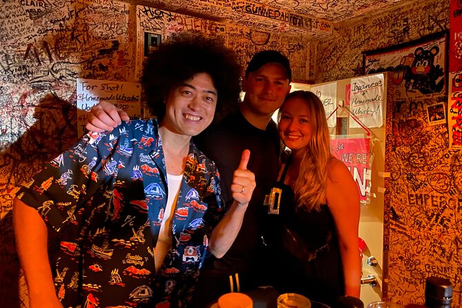 Bar Hopping Tour with a local Guide in Shinjuku - Kabukicho, neon, and the Godzilla statue