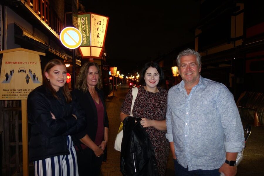 Best of Kyoto: Gion, Geisha, Pagodas & Cobblestones - Gion after dark: the heart of the walk