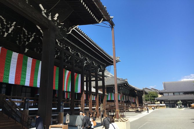 Bike Tour Exploring North Kyoto plus Lunch - Lunch: Noodles, Sushi, and a Welcome Break