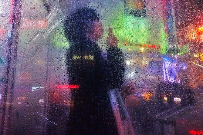 Blade Runner photo workshop in Shibuya with Laurence Bouchard - A practical choice for phone photographers and serious camera users