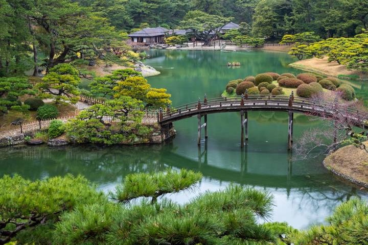Capitals of Japan GO by Europamundo - 11-Day Tour from Tokyo Review - Hiroshima and Miyajima bring a sobering change