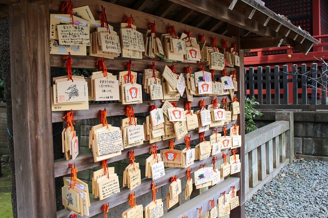 Chill Out in Tokyo: Personalized Private Tours with Local Friends - Senso-ji and the older side of Tokyo