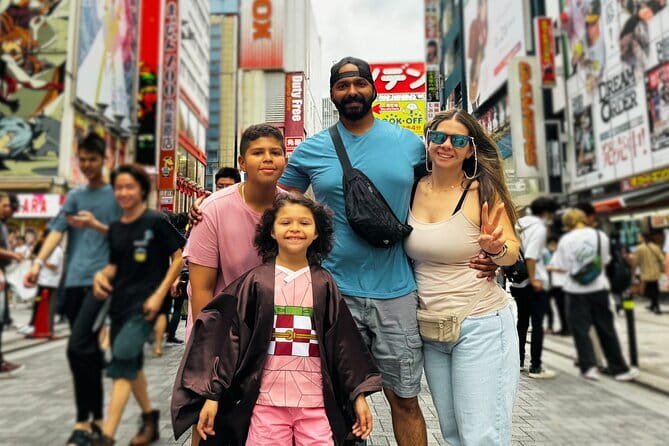 Christmas Magic in Tokyo! Private & Family-Friendly Walking Tour - Shibuya: the city in motion