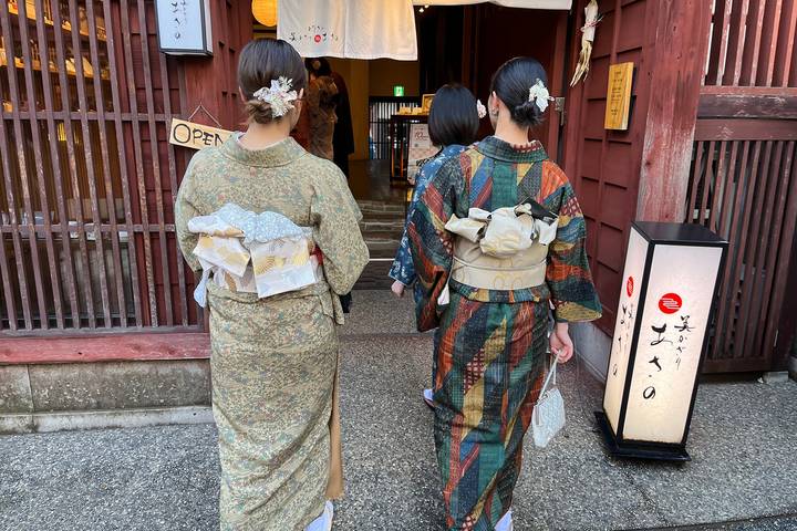 Classic 6 Days Japan Family Tour with 4-star Hotels by Agate Travel Review - Day 5: Fushimi Inari, Nishiki Market and Nara