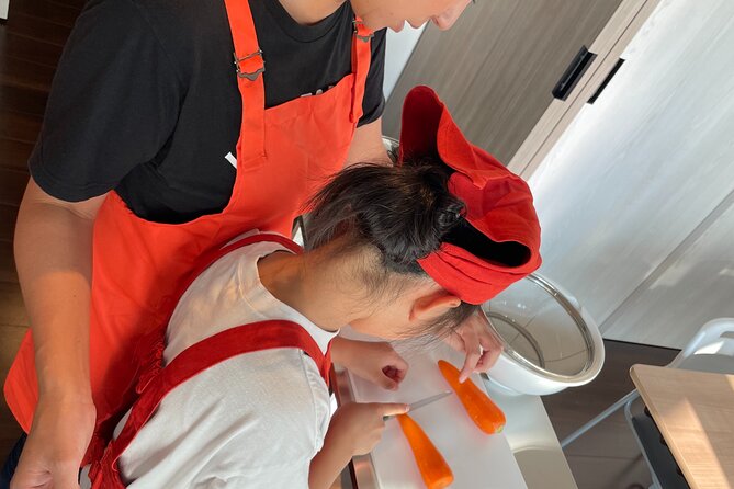Cooking Ramen&Gyoza/KatsuCurry/Bento/Okonomiyaki+Store Tour@Osaka - What the strong praise gets right