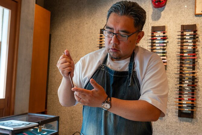 Craft Your Own Elegant Handmade Chopsticks from Scratch - The people and teaching style