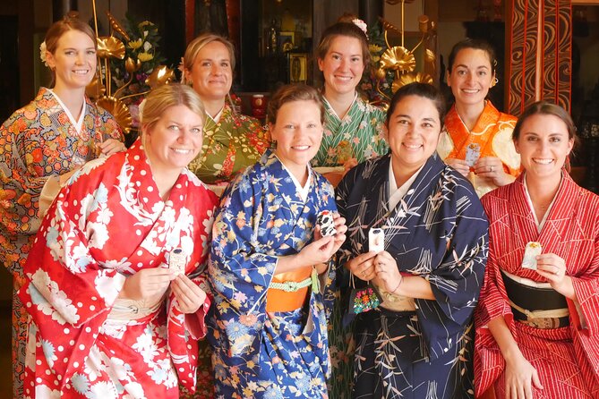 Cultural Activities :Kimono, tea ceremony, Calligraphy and Amulet - Tokuju-ji Temple gives the class its sense of place