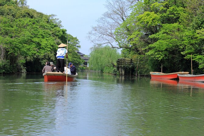 Dazaifu and Yanagawa Canal Cruise Private Guide Day Tour by Train - The guides are a major part of the experience