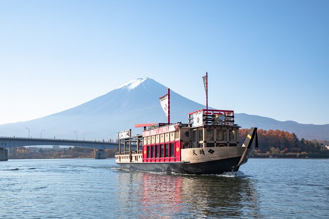 Discover Mt. Fuji 5th Station & Kawaguchiko Sightseeing Day Tour - Lake Kawaguchi and the 20-minute excursion boat
