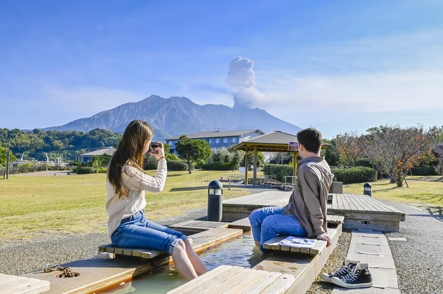 Discover the Wonder of Sakurajima Half Day Tour in Kagoshima - How the Island View Bus Shapes the Experience