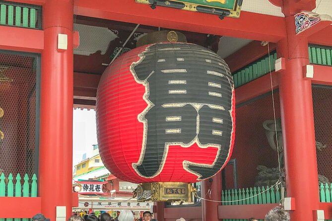 Discover Tokyo, Private Customized Tour with Expert Guides - Entering Asakusa through Senso-ji Temple