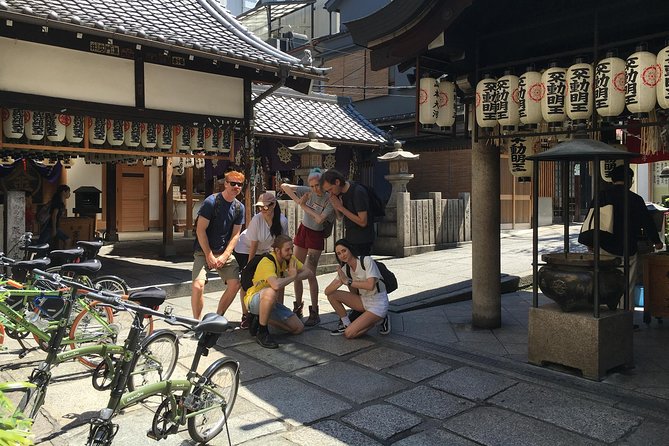 Eat, Drink & Cycle: Osaka Foodie Bike Tour - Shitennoji Adds a Quiet Pause