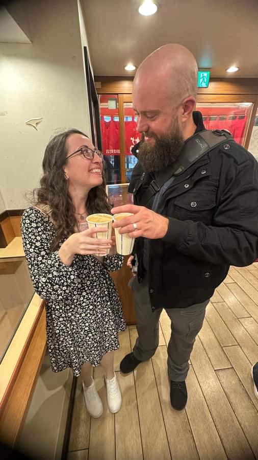 Eat/Drink like a LOCAL-Taverns & Ramen - A welcome drink and a useful introduction