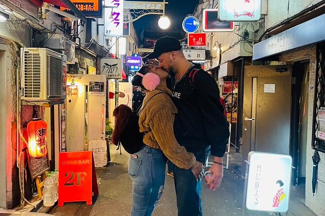 ENJOY-ALL-SHINJUKU《Red Light District Walking》with DEEPest info! - Godzilla Road and the famous head at Toho Cinemas