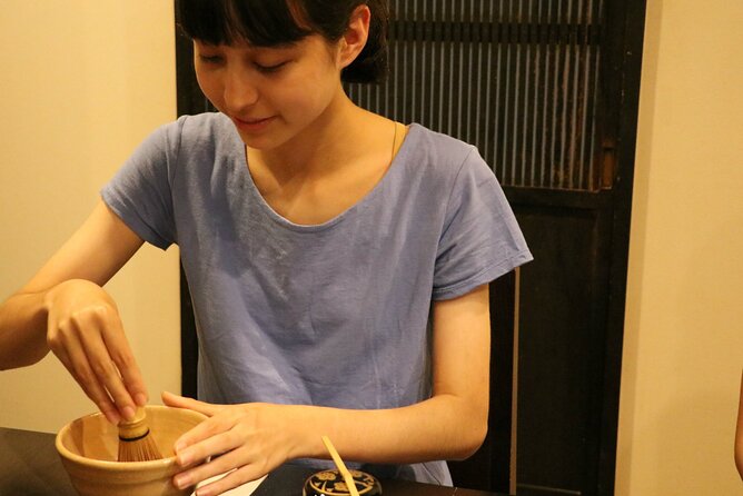 Experience a tea ceremony in an authentic tearoom, in Kyoto! - Making Your Own Matcha
