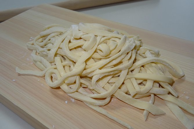 Experience all of Japanese culture and Japanese food experience classes "origami, udon, Japanese food, green tea, calligraphy" in 4 hours - Why the personal welcome matters