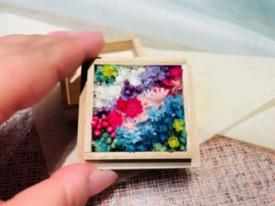 Experience Crafting a Flower-Adorned Mini Japanese Garden