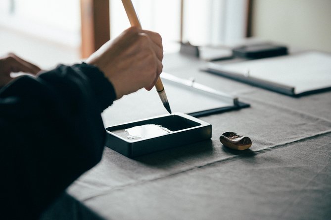 Experience Japanese calligraphy & tea ceremony at a traditional house in Nagoya - Entering a Nagoya kominka
