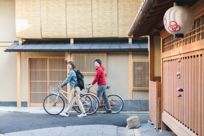 Explore Hidden Alleyway with a Local Expert (Afternoon Tour)